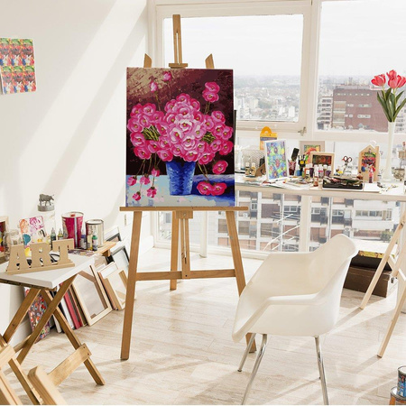 Różowe kwiaty w niebieskim wazonie Malowanie Po Numerach