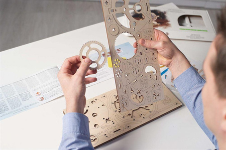 Globus Model mechaniczny do składania